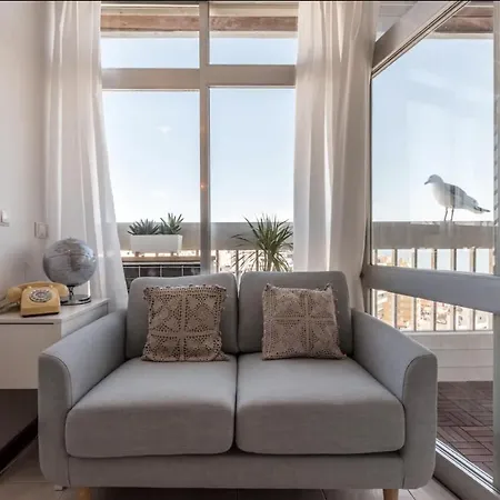 דירה Cool Studio By Real Life Concierge